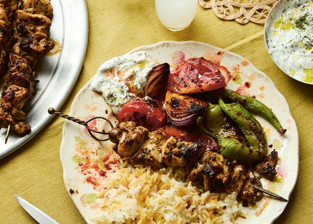 Chicken shish kebabs with roasted vegetables