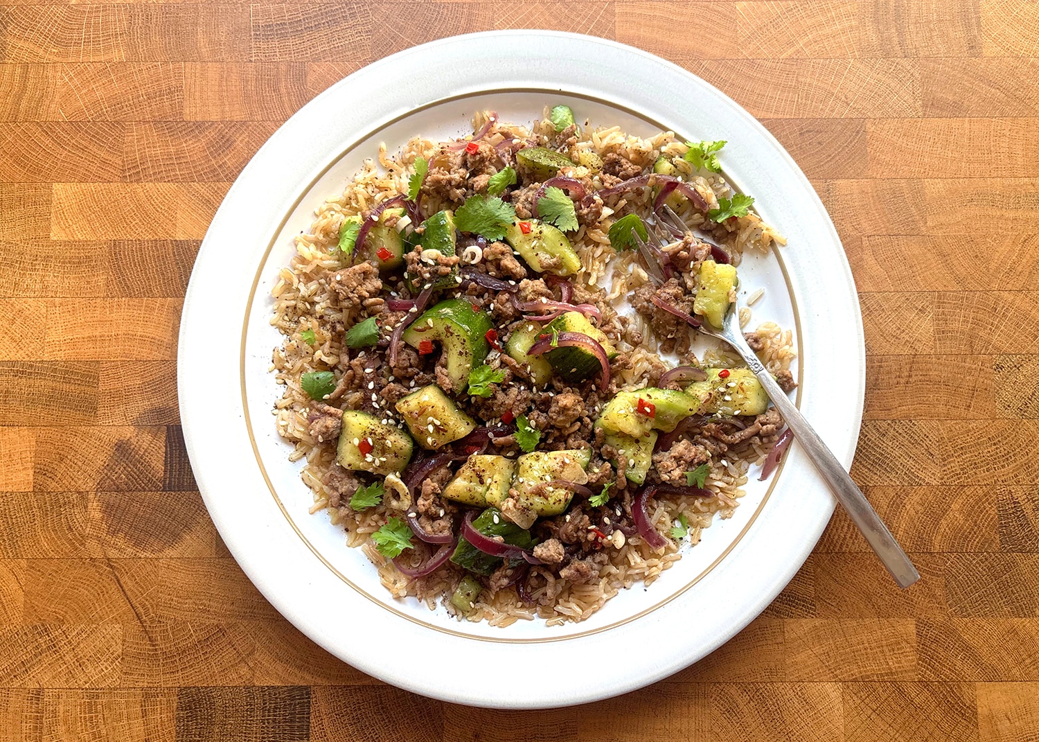 Cumin-spiced lamb & cucumbers