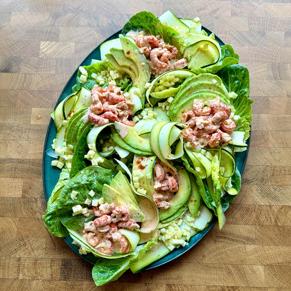 Crayfish and courgette ribbon salad